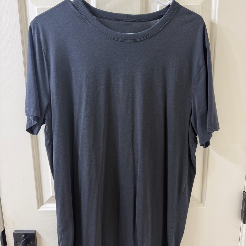 lululemon athletica Men's Short Sleeve Crew Tee — large black